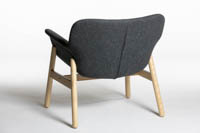 Kivi-lepotuoli takaa päin