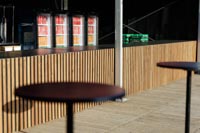 Cosan tapahtumatiski jonka etuosan on toinen taho maskannut puusäleiköksi