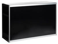 Esittely-/messutiski mustilla levyillä Messutiski jossa on musta etulevy, kansilevy ja kylkilevyt