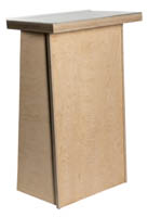 Puinen puhujanpönttö Fakta etuviistosta käyttökunnossa