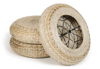 Rahi on rakenteeltaan varsin kevyt mutta silti tukeva ja kestävä Kolme Banana-rahia joista yksi on ylösalaisin paljastaen rahin sisäpuolen